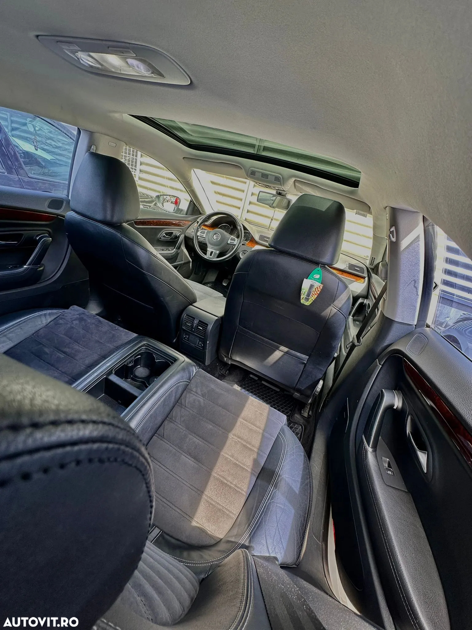 Volkswagen Passat CC - 10