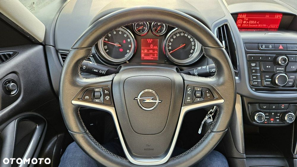 Opel Zafira Tourer 1.4 Turbo Edition - 26