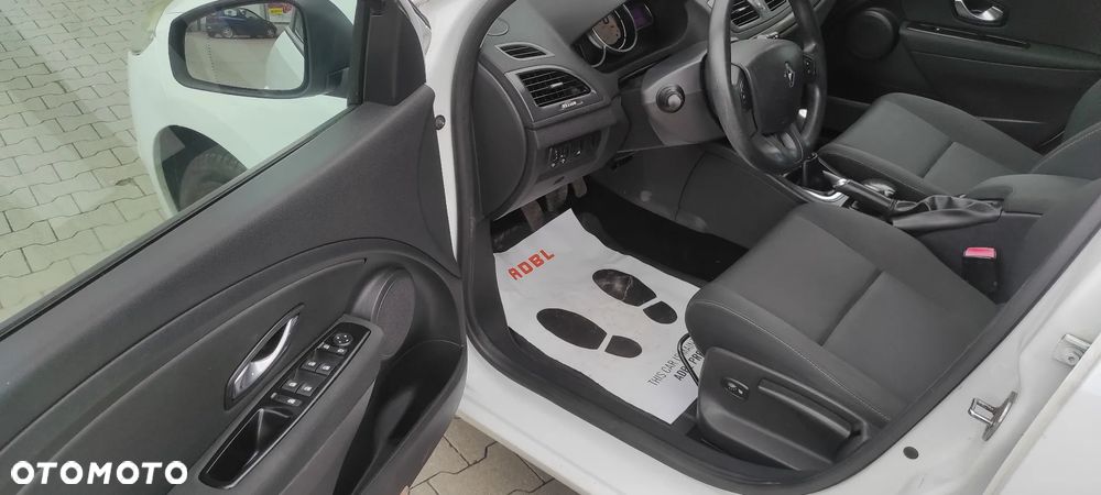 Renault Megane 1.6 16V Dynamique - 15