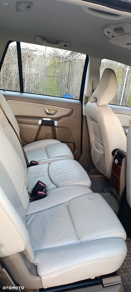 Volvo XC 90 - 7