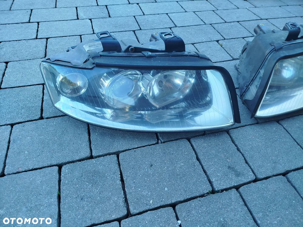 Audi A4 B6 lampa przednia prawa lewa Xenon - 5