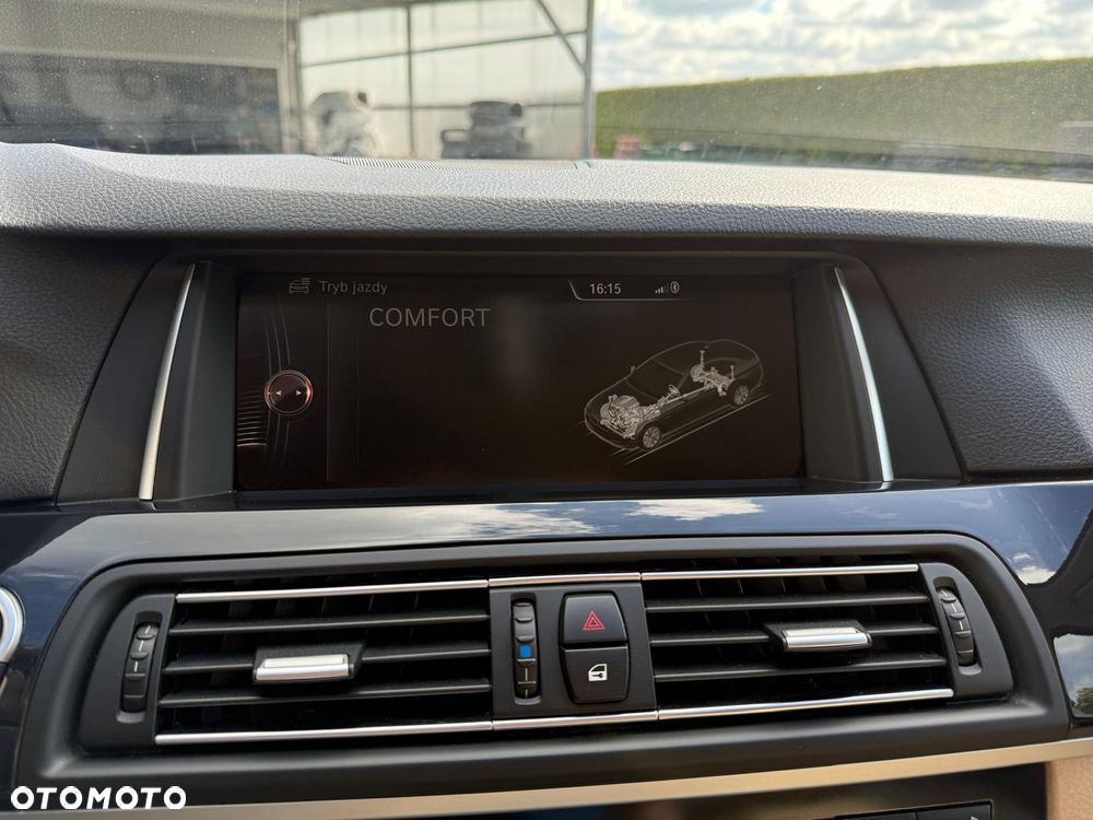BMW Seria 5 520d xDrive - 20