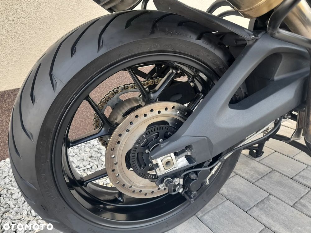 Triumph Tiger - 13