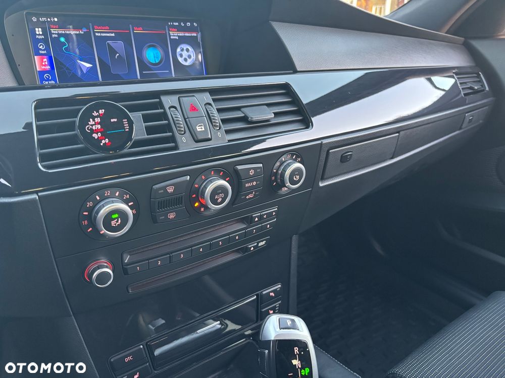 BMW Seria 5 530d Edition Exclusive - 35