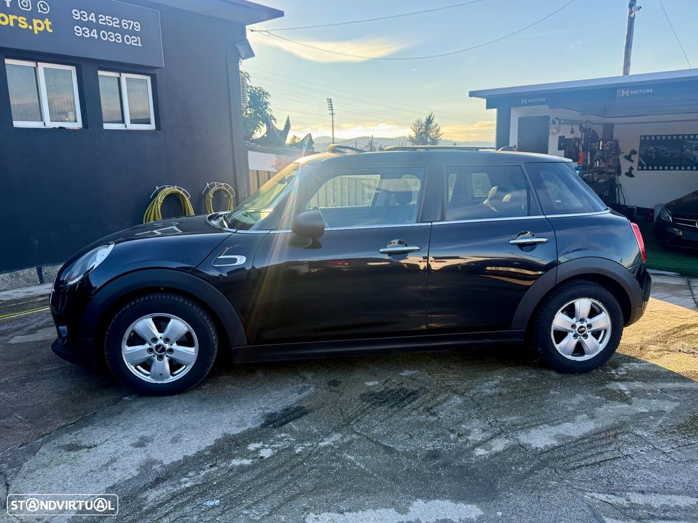 MINI 5 Portas Cooper D - 39