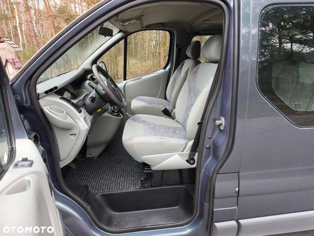 Opel Vivaro - 35