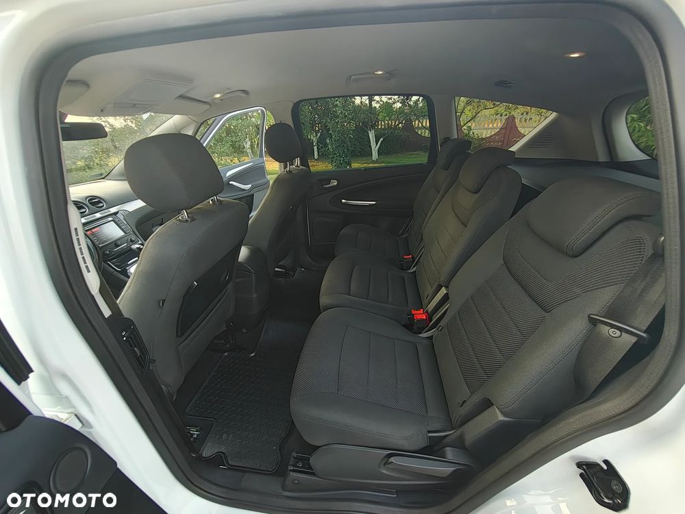 Ford S-Max - 7