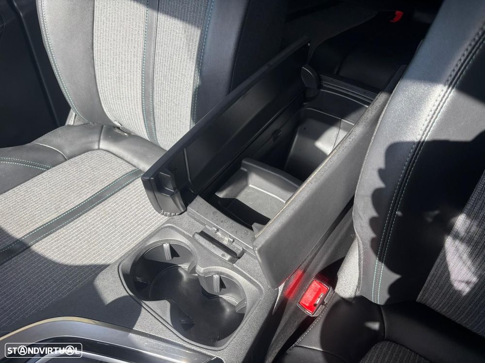 Peugeot 3008 BlueHDi 130 Stop & Start Allure - 28