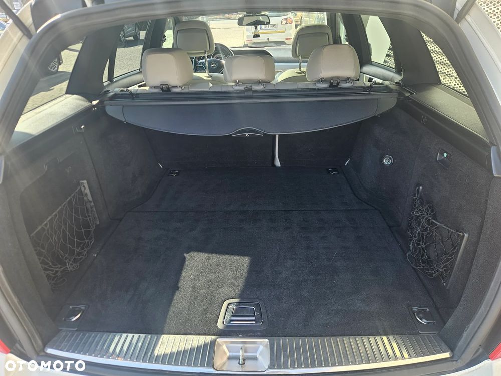 Mercedes-Benz Klasa C 250 CDI DPF 4Matic 7G-TRONIC BlueEFFICIENCY - 22