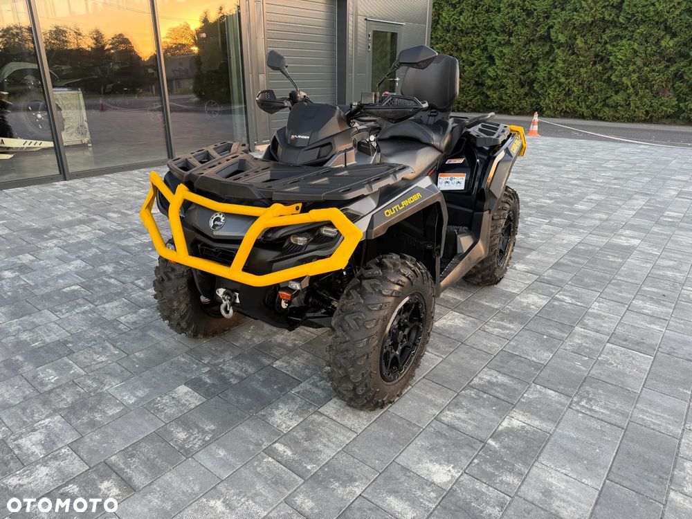Can-Am Outlander Max - 9
