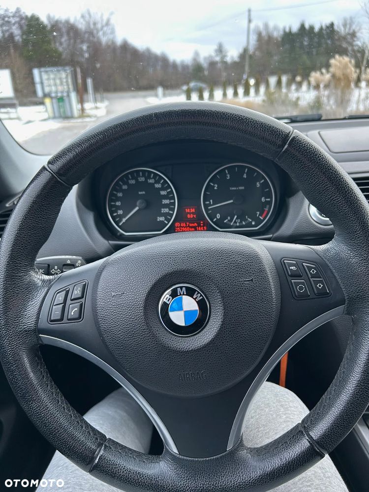 BMW Seria 1 118i - 6