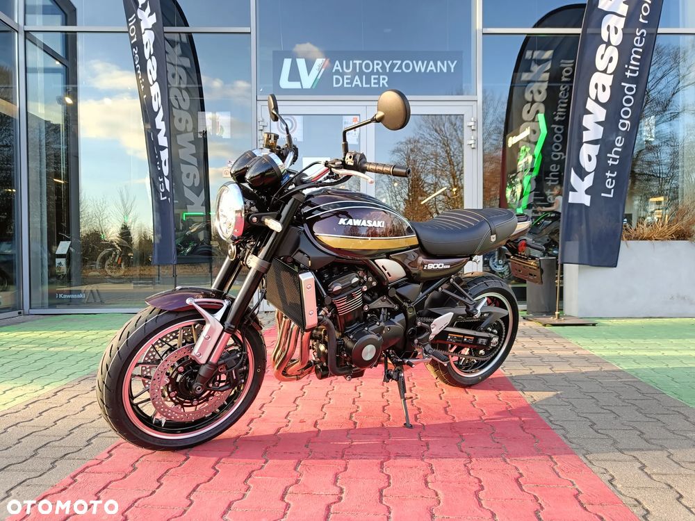 Kawasaki Z 900 RS - 7