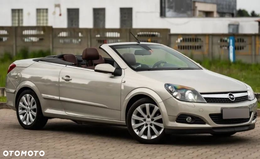 Opel Astra Twin Top 2.0 Turbo Cosmo - 1