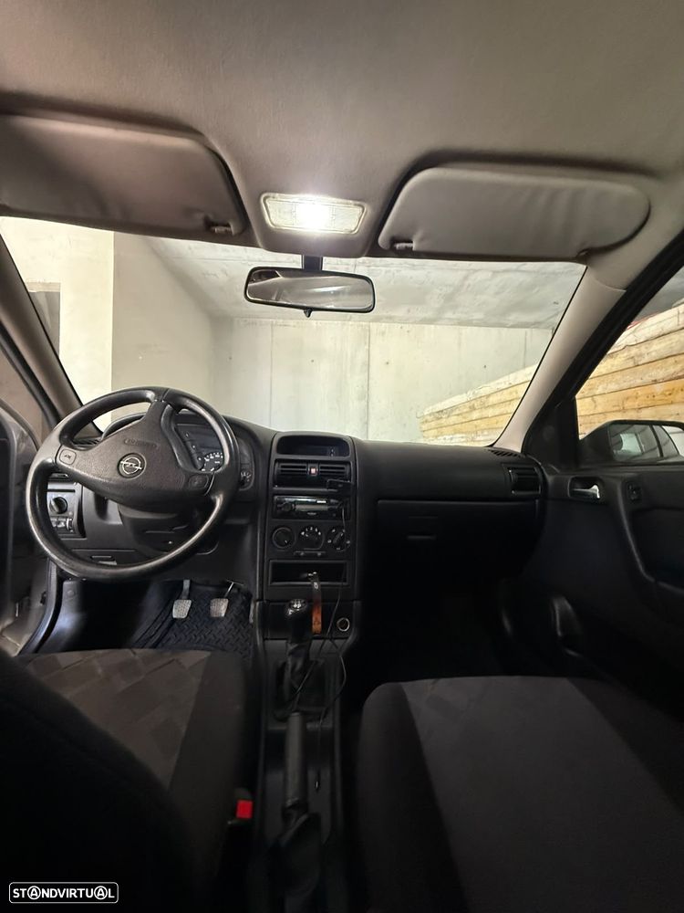 Opel Astra 1.7 DTi Sport - 4