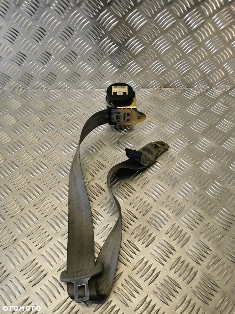 VW TOUAREG 7L 03-09R PASY PAS BEZPIECZEŃSTWA TYŁ ŚRODKOWY SZARY 7L0857807