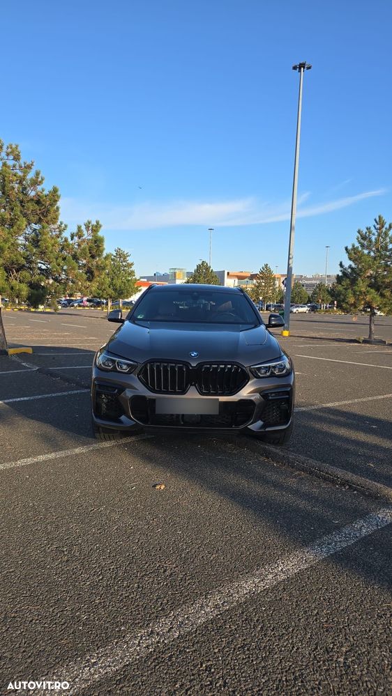 BMW X6 M M50i - 1