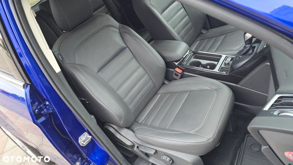 Ford Kuga - 24