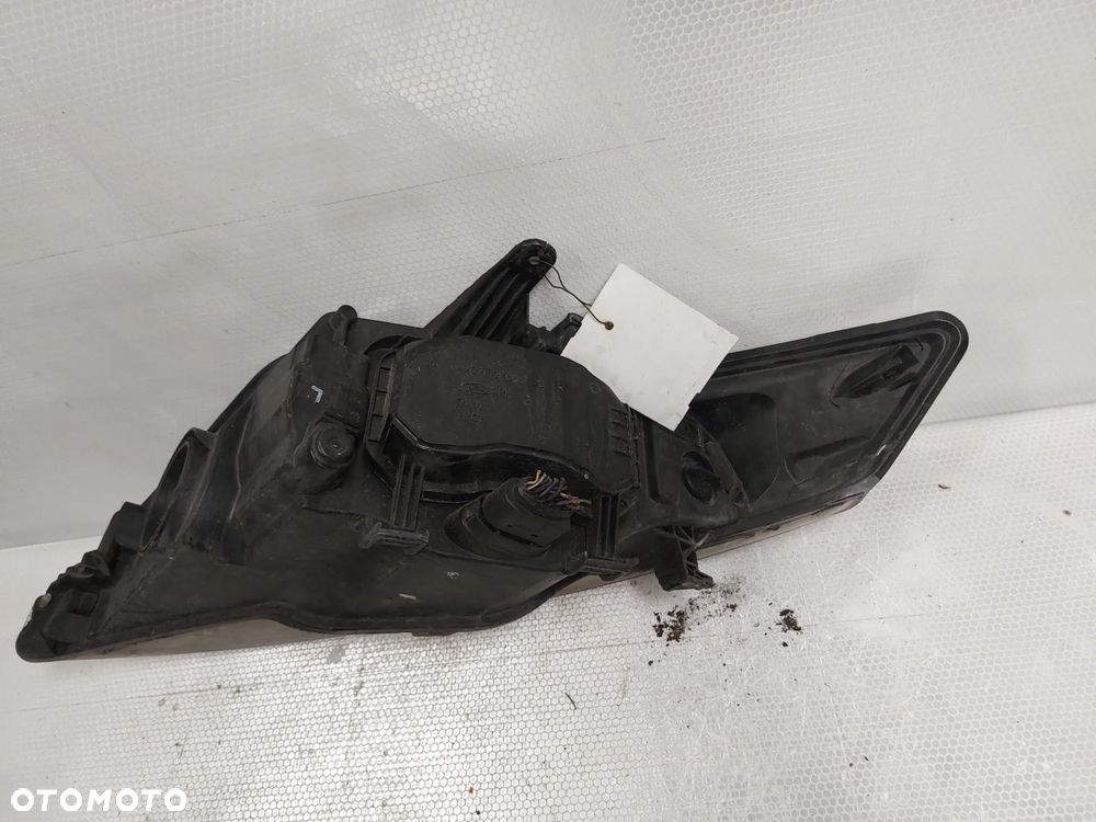 .  LAMPA PRZOD PRZEDNIA PRAWA FORD MONDEO MK4 - 3