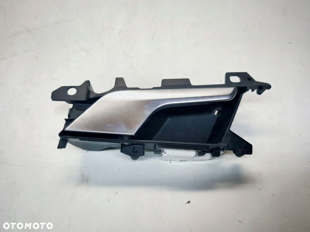 KLAMKA DRZWI AMBIENTE LED PRAWY TYŁ AUDI A4 B9 LIFT 8W0839020A - 1
