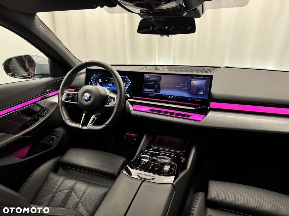 BMW Seria 5 - 24