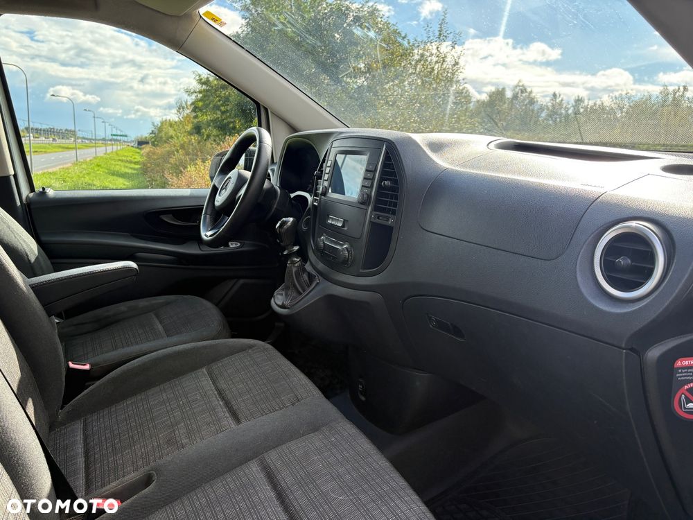 Mercedes-Benz Vito - 21