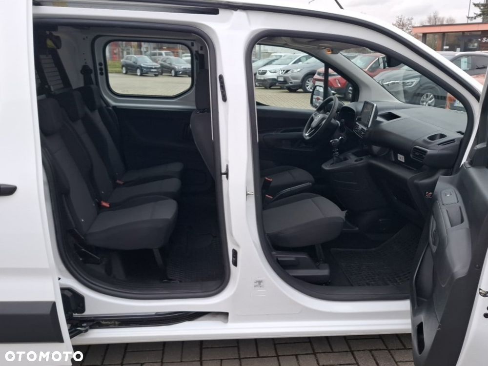Opel Combo XL 2,3t (bryg.) - 28