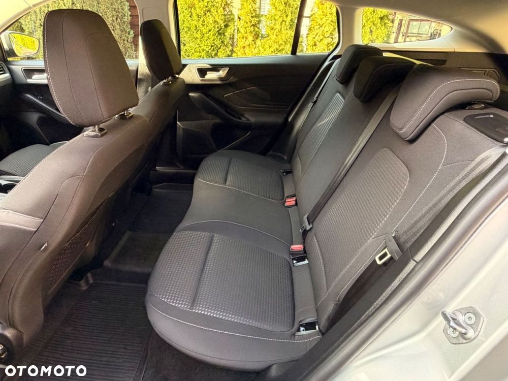 Ford Focus - 16