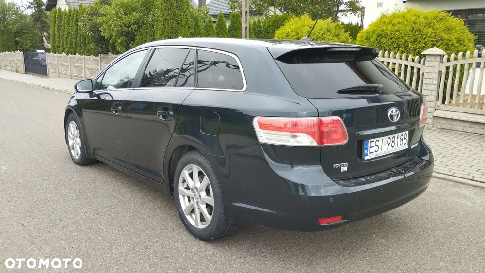 Toyota Avensis 2.0 D-4D Sol - 3