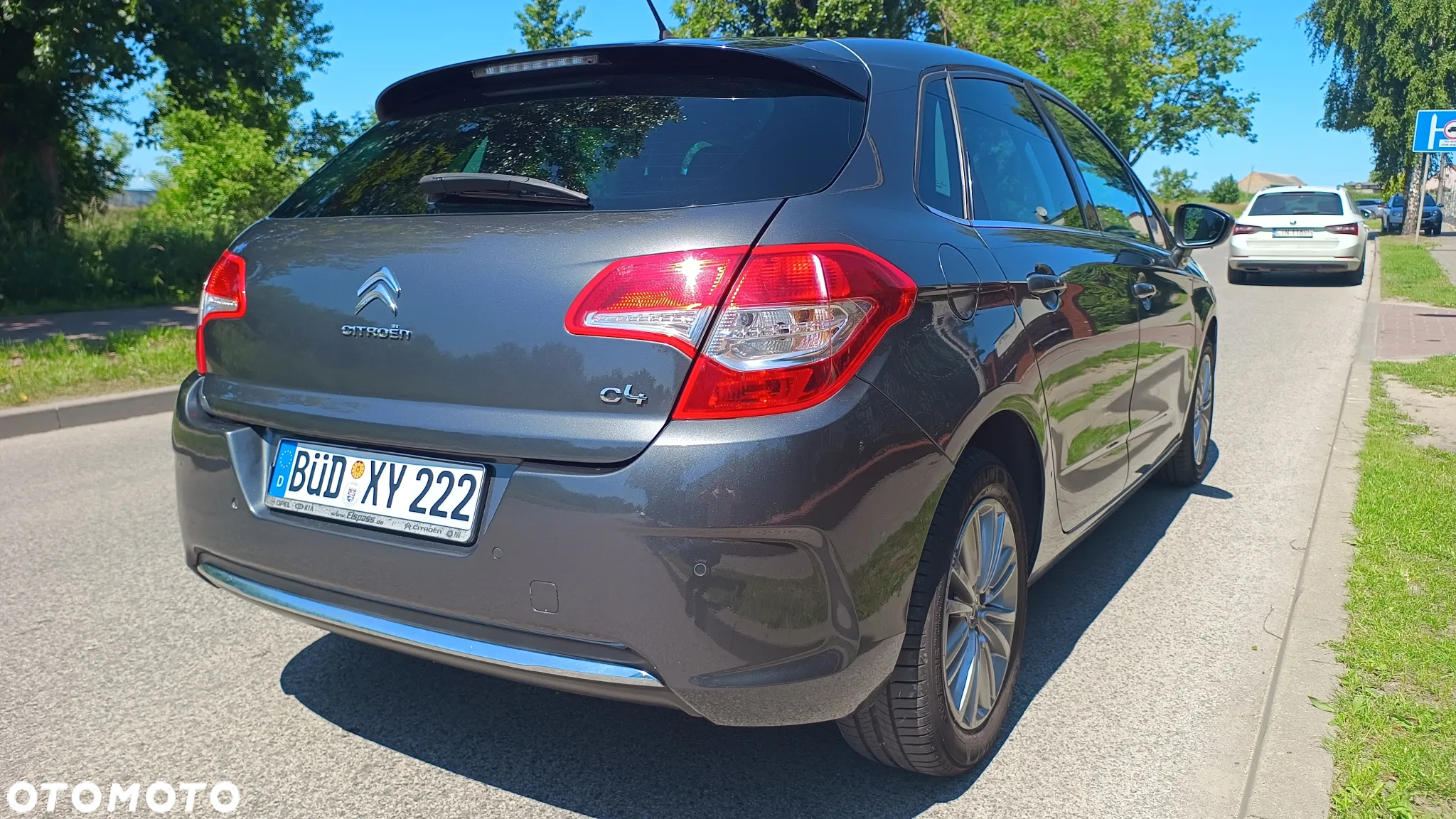 Citroën C4 e-HDi 110 Exclusive - 13