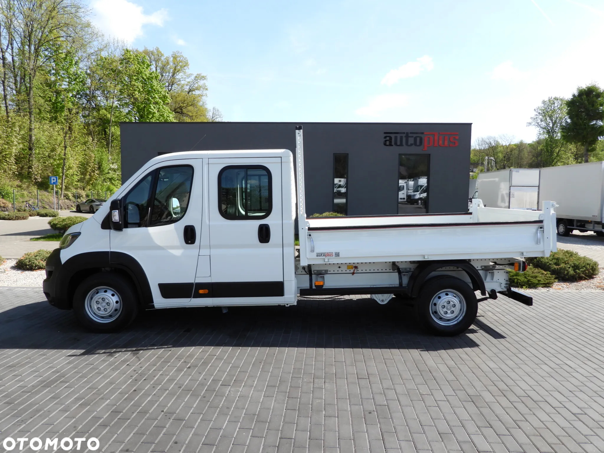 Peugeot BOXER  WYWROTKA PODWÓJNA KABINA DOKA 7 MIEJSC TEMPOMAT KLIMATYZACJA 140KM [ M66270 ] - 9