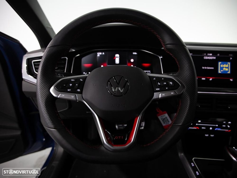 VW Polo 2.0 TSI DSG GTI - 22