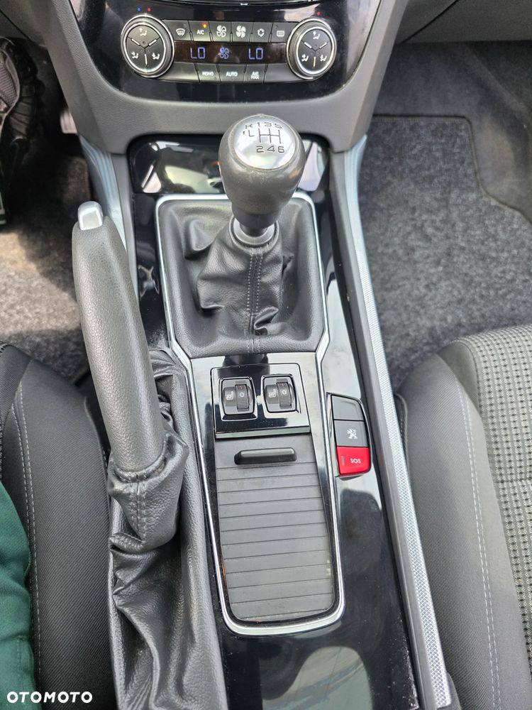 Peugeot 508 BlueHDi 150 Stop&Start Active - 25