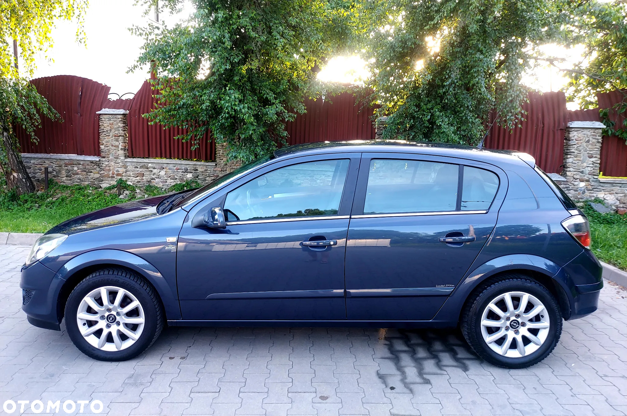 Opel Astra 1.8 Edition - 11