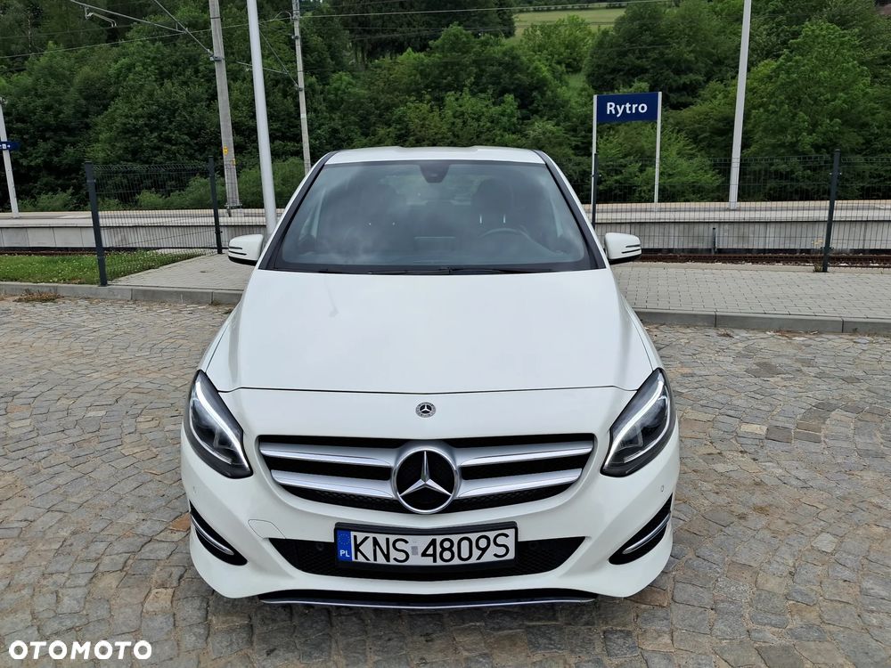 Mercedes-Benz Klasa B 200 d Peak Edition - 3