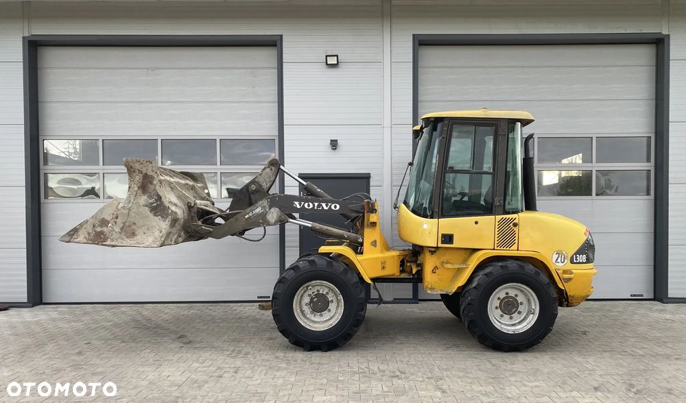 Volvo L30B