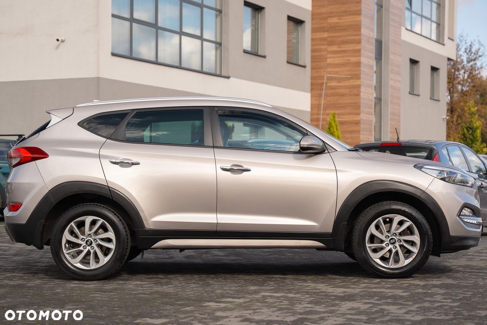 Hyundai Tucson 1.6 GDI BlueDrive Comfort 2WD - 17