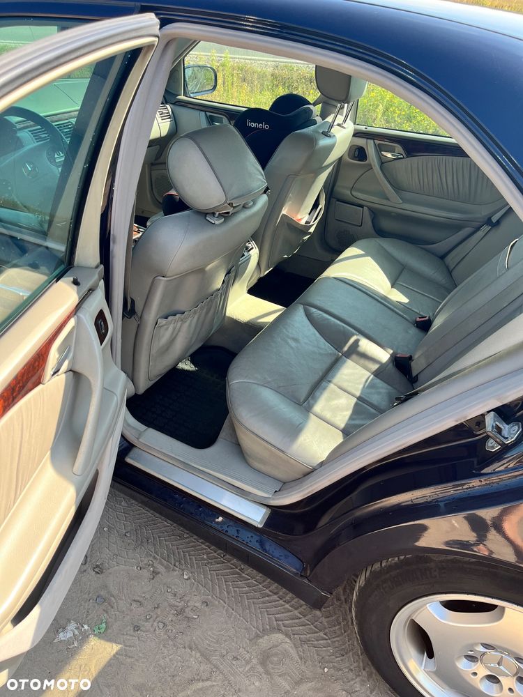 Mercedes-Benz Klasa E - 7