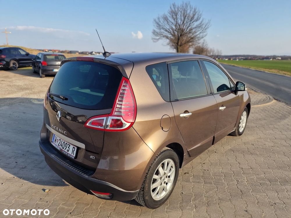 Renault Scenic 1.9 dCi Confort Privilege - 10