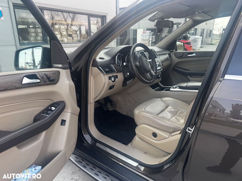 Mercedes-Benz ML - 7