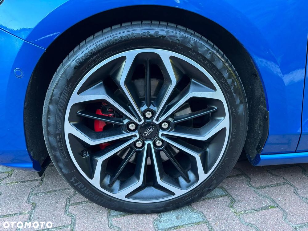 Ford Focus 2.0 EcoBlue ST-Line - 33