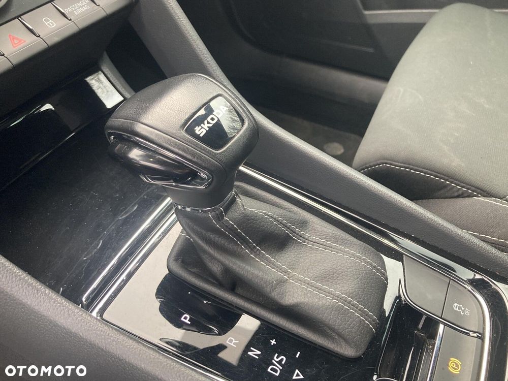 Skoda Karoq 1.5 TSI ACT Sportline DSG - 21