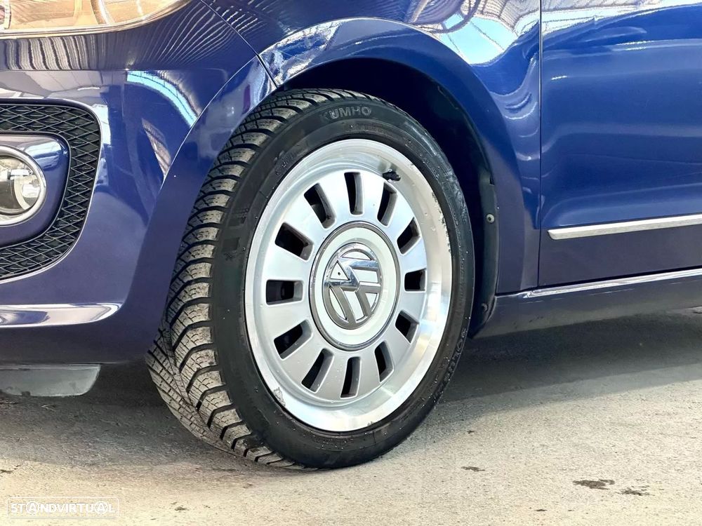 VW Up! 1.0 BMT High Auto - 2