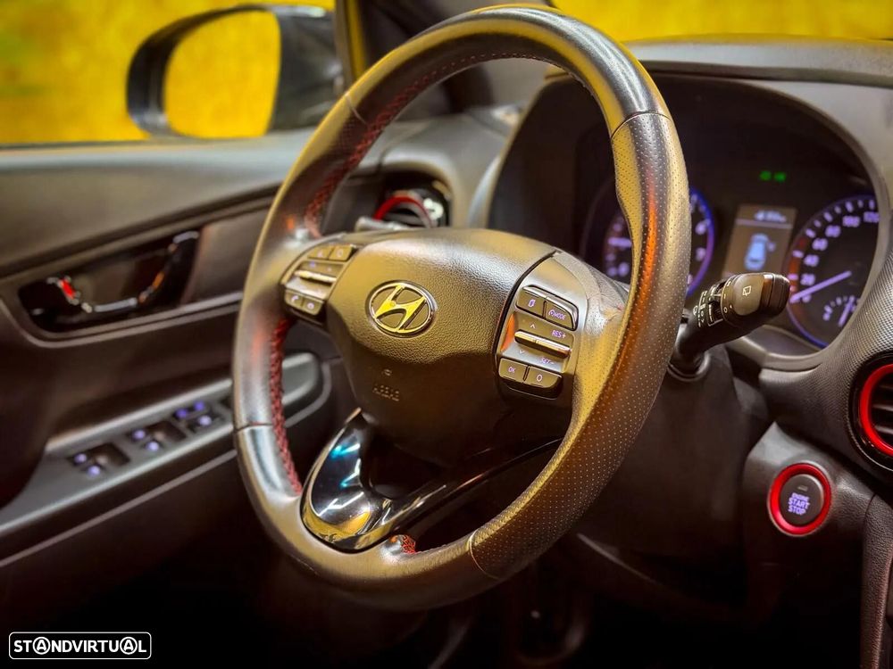 Hyundai Kauai 1.0 T-GDi Tecido Preto - 20