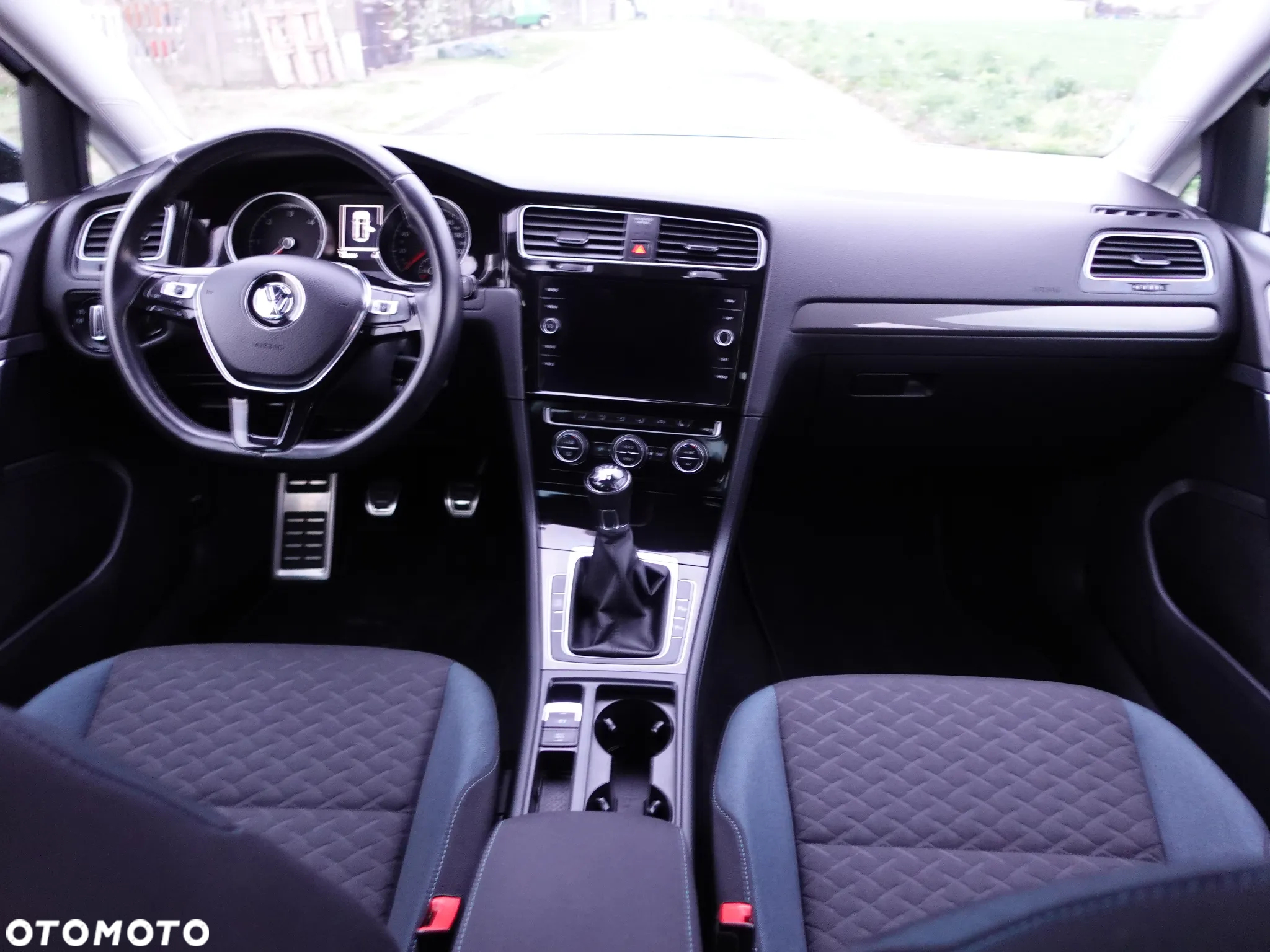 Volkswagen Golf Variant 1.6 TDI SCR IQ.DRIVE - 2