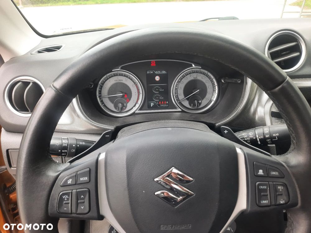 Suzuki Vitara 1.4 Boosterjet Premium 4WD - 12