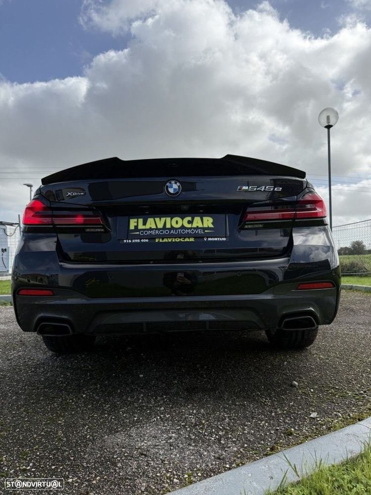 BMW 545 e xDrive Pack M - 16