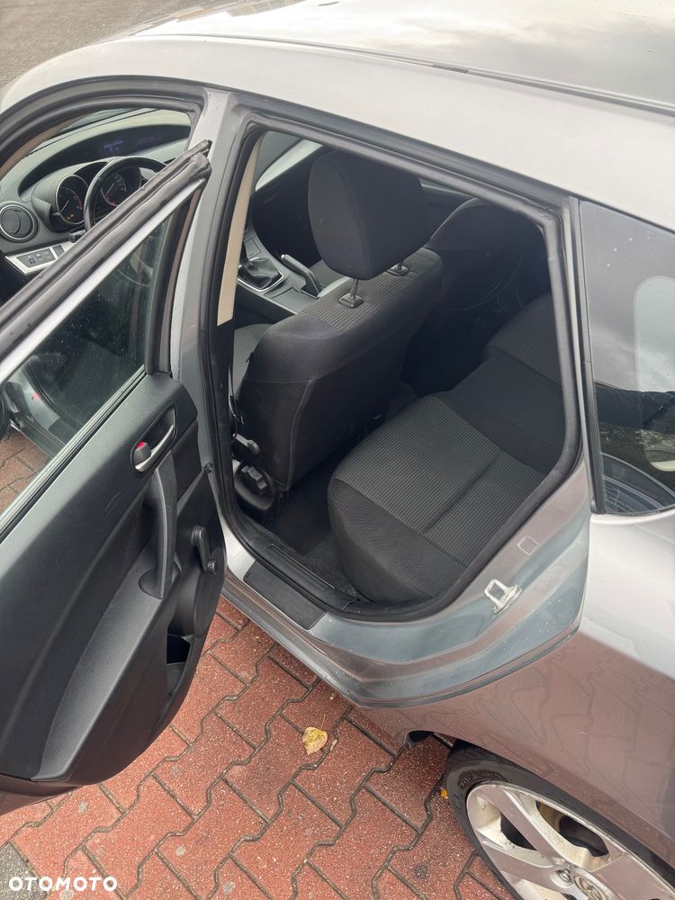 Mazda 3 - 16