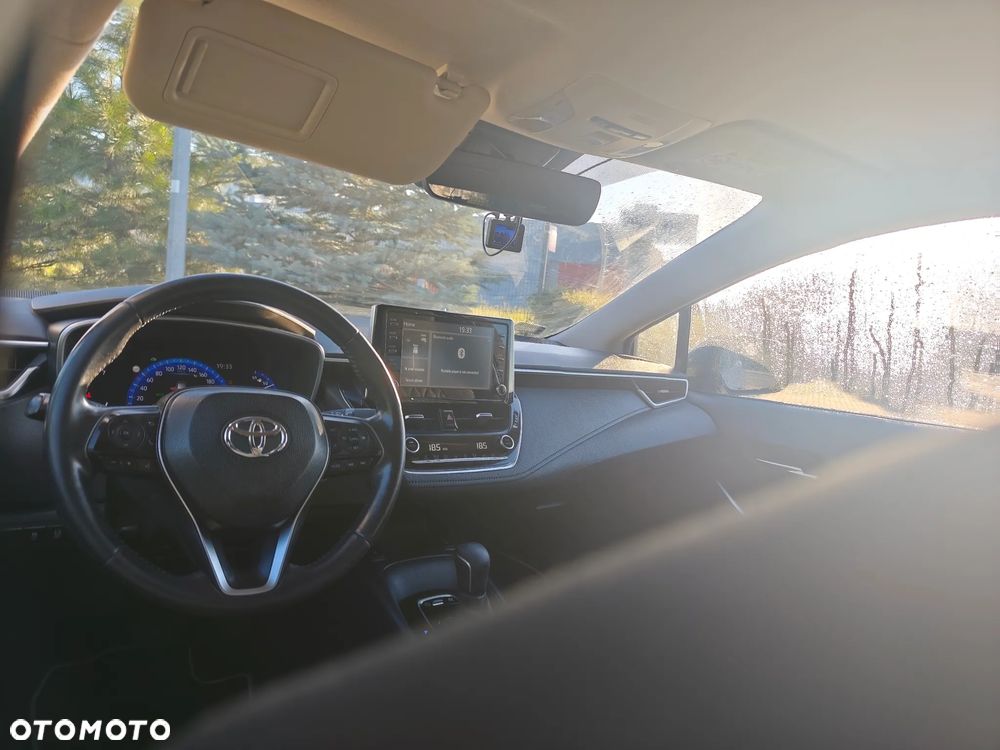 Toyota Corolla 1.8 Hybrid Club - 8