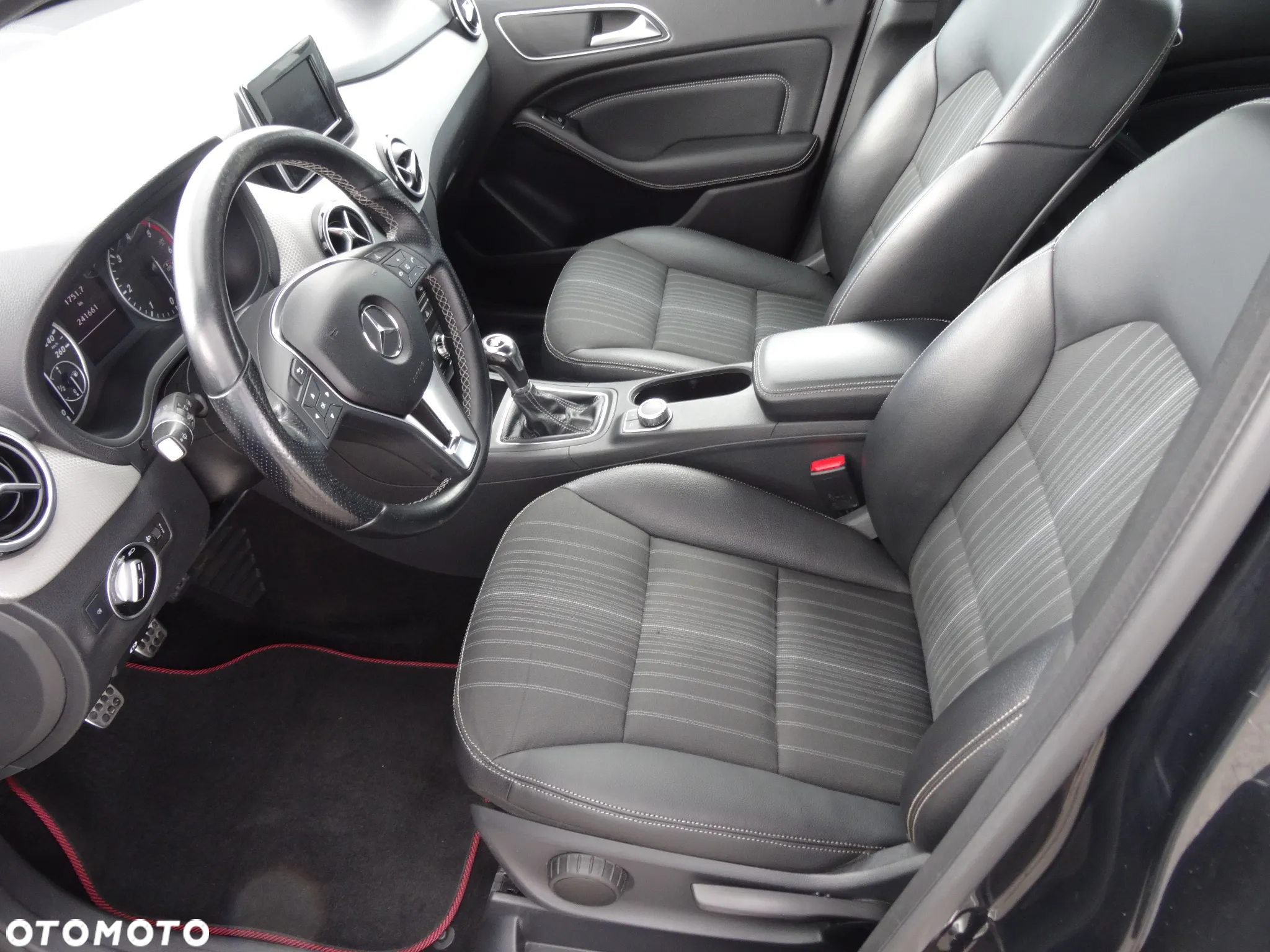 Mercedes-Benz Klasa B 200 CDI - 12