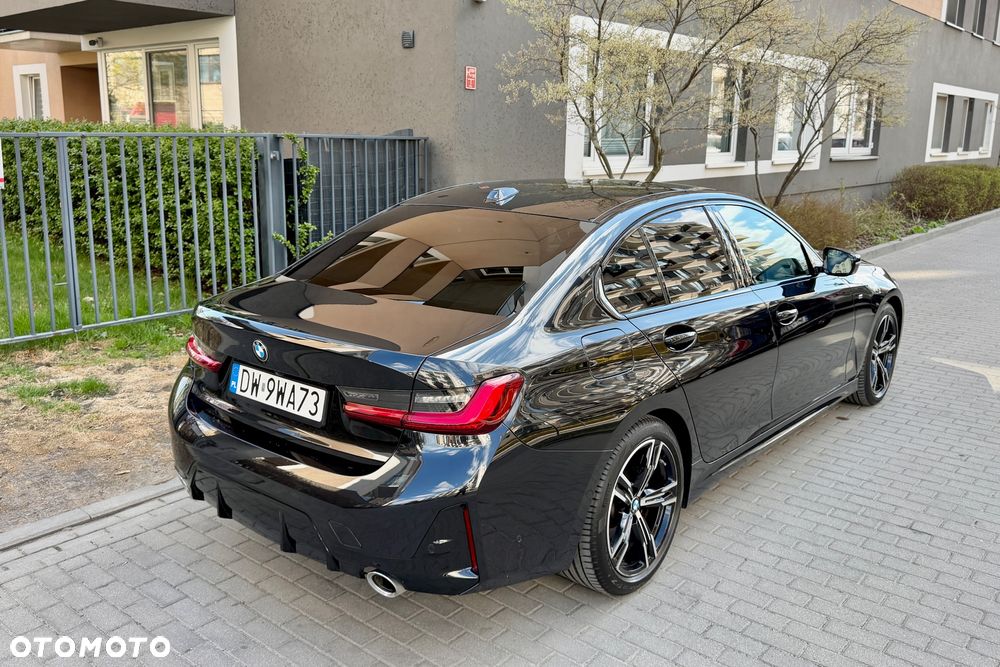 BMW Seria 3 320d M Sport - 5